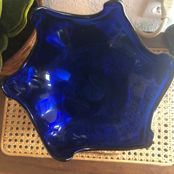 Handblown Large Flowering Cobalt Blue Coiled Vase Mid-Century Modern - Picture 6 of 14